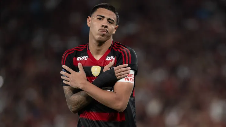 RJ - RIO DE JANEIRO - 23/08/2025 - COPA INTERCONTINENTAL SUB-20 2025, FLAMENGO X BARCELONA - Iago jogador do Flamengo comemora durante partida contra o Barcelona no estadio Maracana pelo campeonato COPA INTERCONTINENTAL SUB-20 2025. Foto: Jorge Rodrigues/AGIF