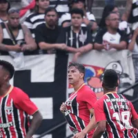 Corinthians está perdendo clássico para o São Paulo com gol de Tapia