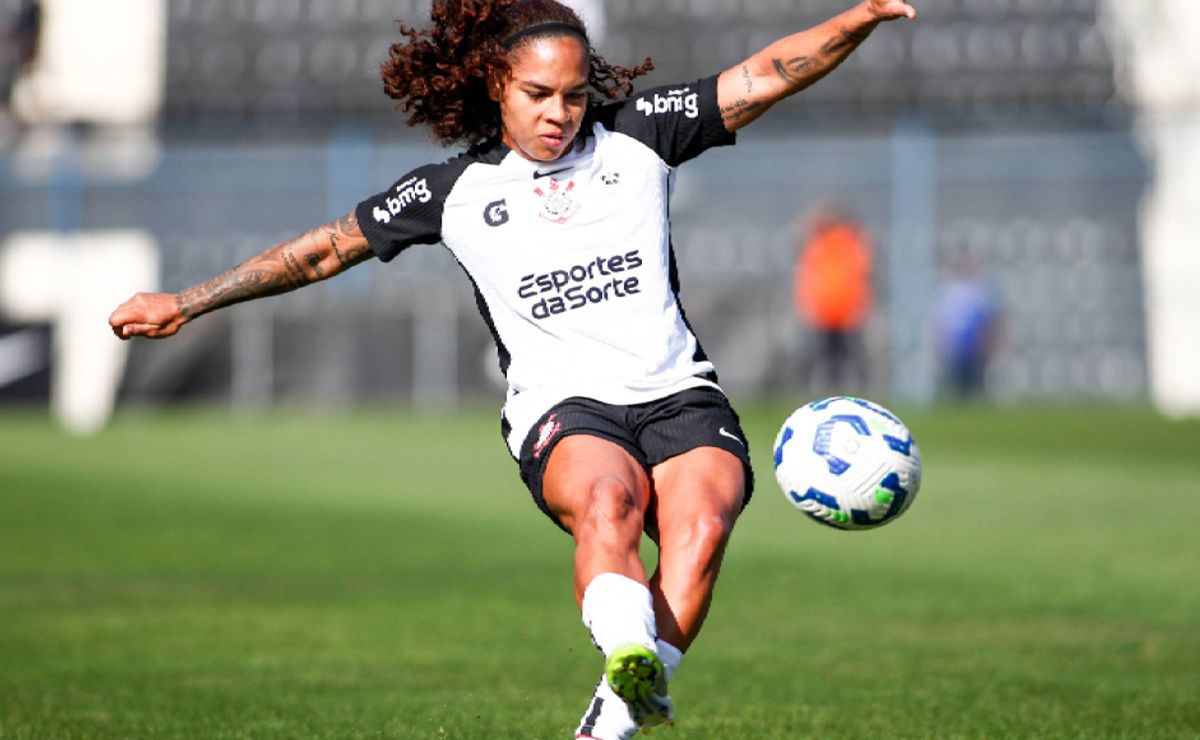 Atacante do Corinthians revela alerta de Gabi Zanotti na Libertadores sobre a Copa das Campeãs