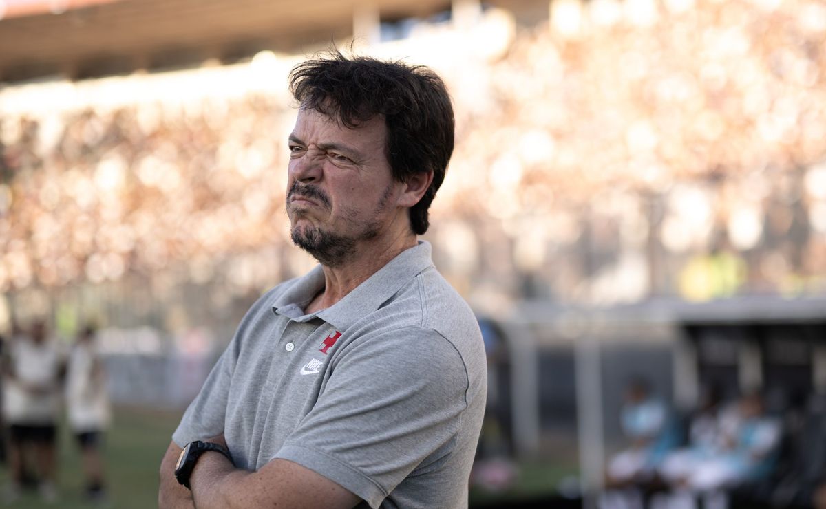 Fernando Diniz não acerta nas substituições e Vasco empata com o Nova Iguaçu no Campeonato Carioca