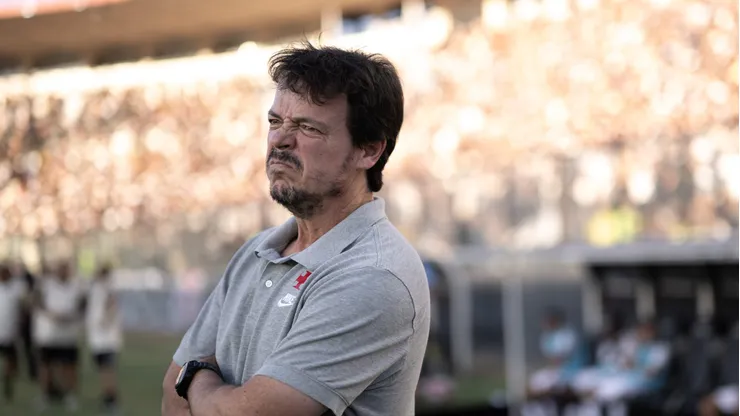 Fernando Diniz técnico do Vasco durante partida contra o Nova Iguaçu. Foto: Jorge Rodrigues/AGIF