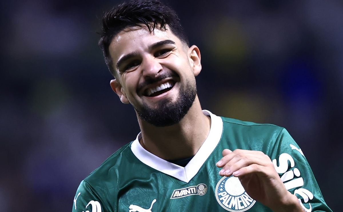 José “Flaco” López domina enquete e é eleito herói da vitória do Palmeiras sobre o Mirassol