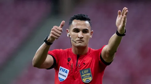 Matheus Candançan, árbitro de Guarani x Santos 
