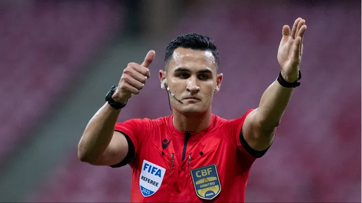 Matheus Candançan, árbitro de Guarani x Santos