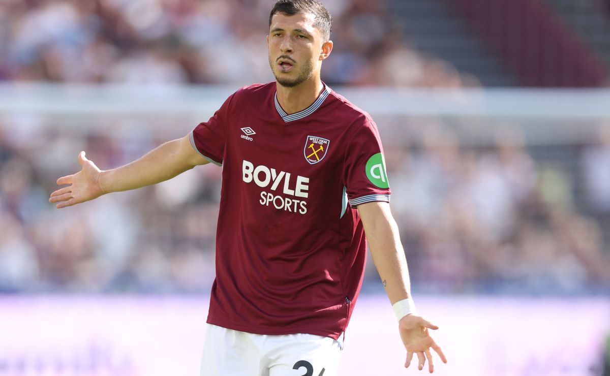 Postura de empresário trava negociação do Grêmio por volante campeão do mundo