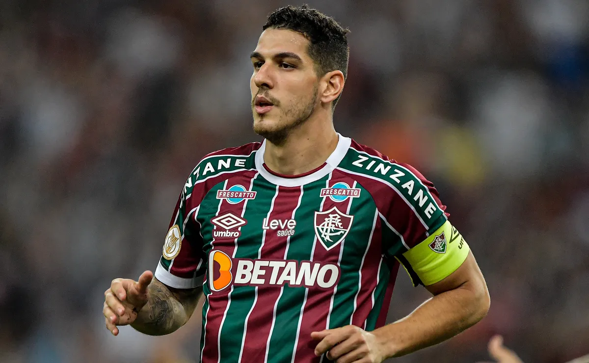 Palmeiras enfrenta impasse para contratar Nino, mas Abel Ferreira busca soluções defensivas
