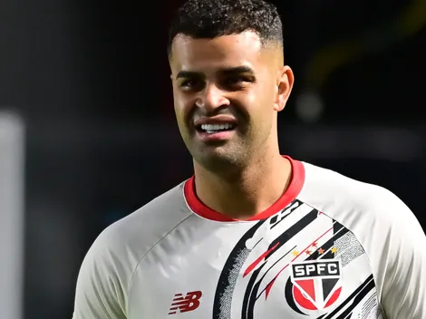 São Paulo negocia venda de Alisson ao Corinthians em definitivo