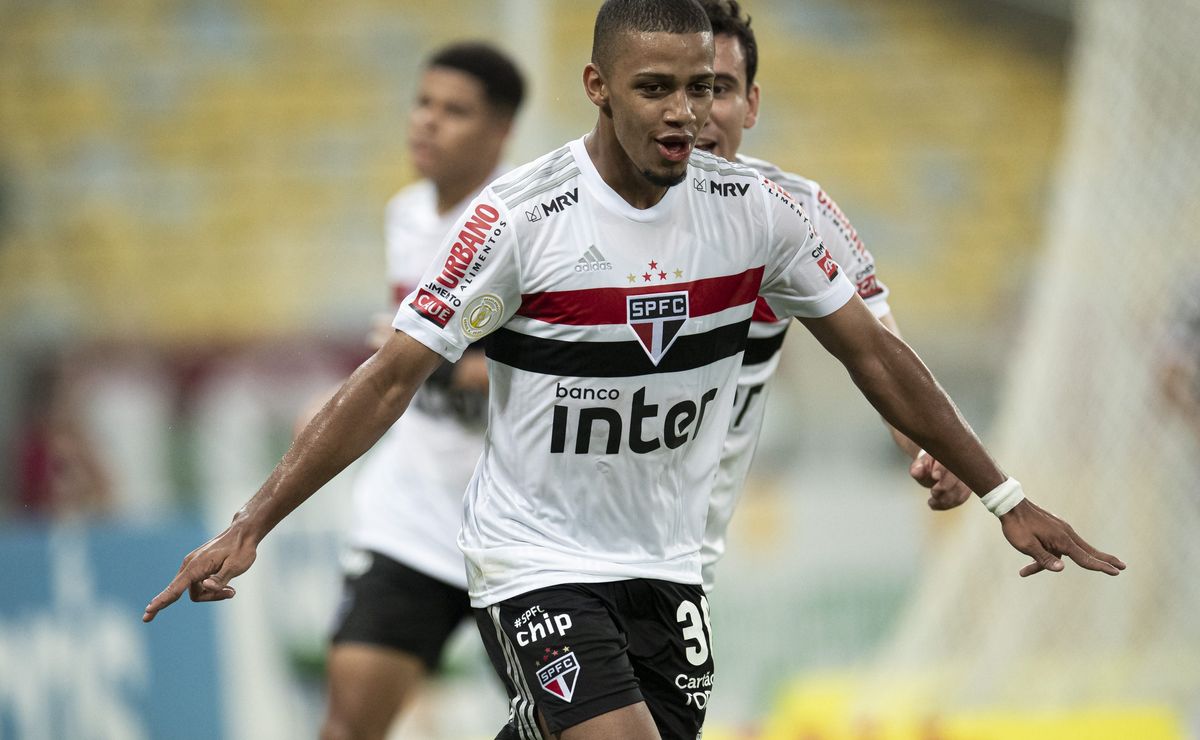 Impasse salarial trava Brenner no Vasco, e negociação que parecia fechada entra em compasso de espera