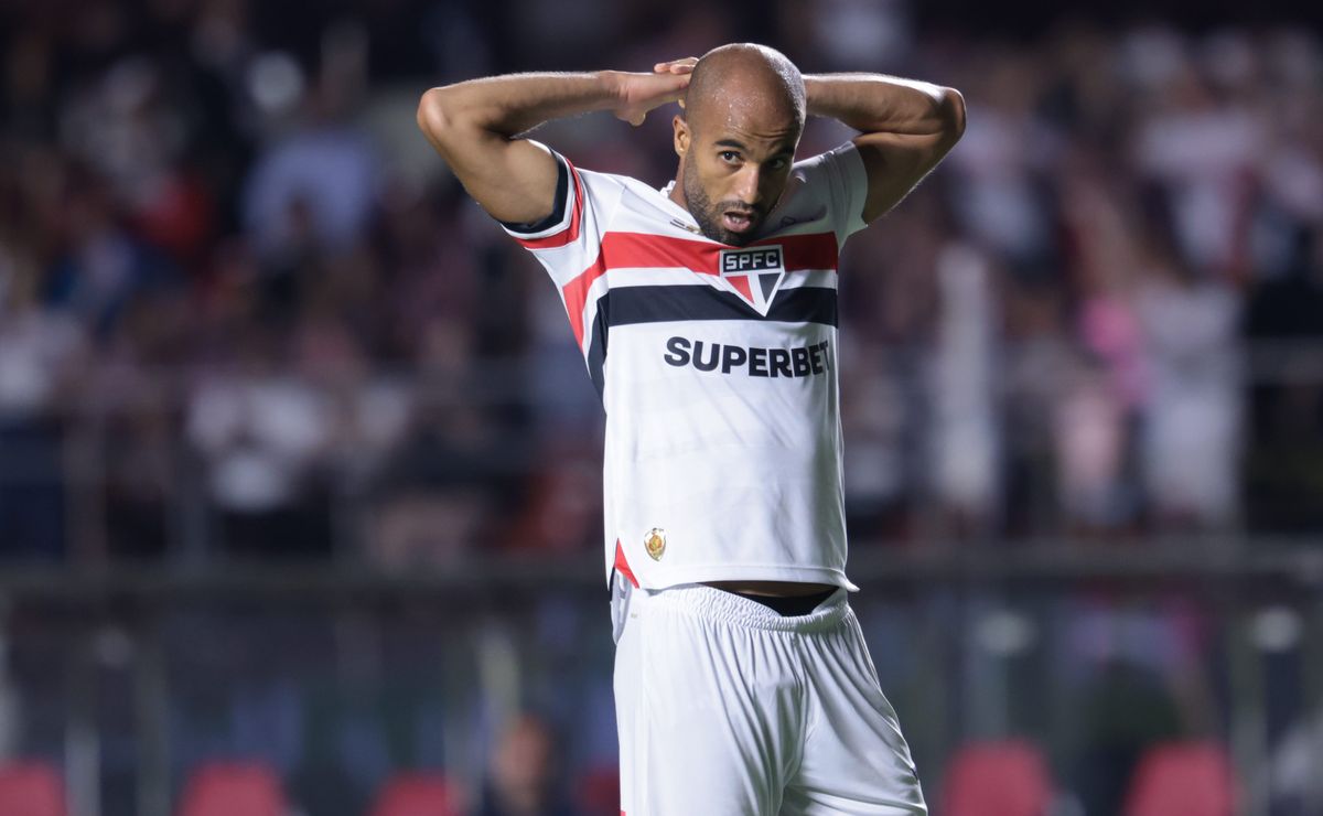 Lucas Moura garante estar inteiro no São Paulo e admite falta de confiança após lesões