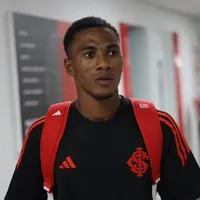 Benjamin Arhin preocupa com lesão na coxa e pode ser cortado do GreNal