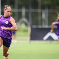 Corinthians treina para estreia da Copa das Campeãs da FIFA