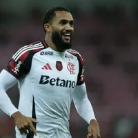 Flamengo muda estratégia após Juninho e investe pesado no mercado
