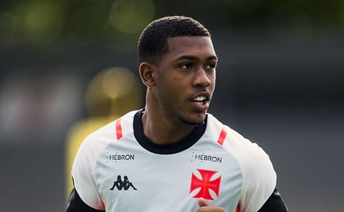 Vasco inicia ‘força-tarefa’ para convencer Rayan a rejeitar propostas e ficar no clube em 2026