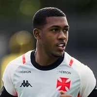 Vasco discute novo contrato para blindar Rayan contra o mercado