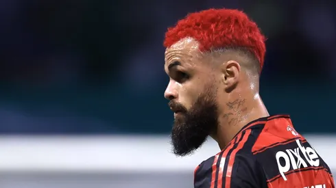 Michael em campo pelo Flamengo.
