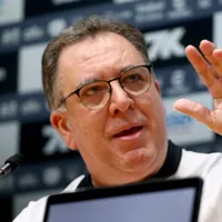 Santos antecipa valor da venda de Souza para quitar pendências