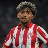 Perto do Botafogo, Estudiantes deixa Cristian Medina fora de partida