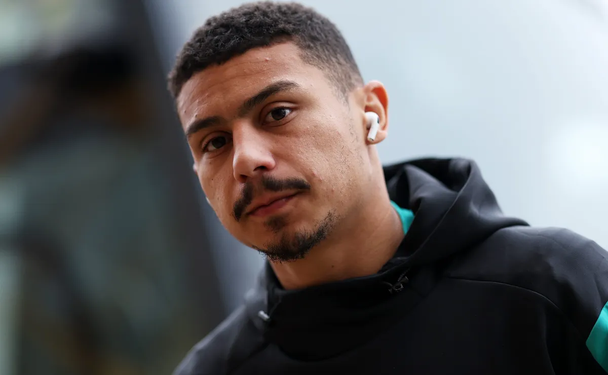 Craque no Palmeiras? Verdão se mantém no mercado e agora tenta a contratação de André ex-Fluminense