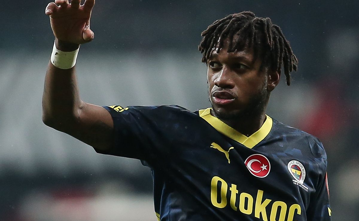 Atlético-MG pode fazer investida por Fred caso negociações com Lucas Torreira não avancem