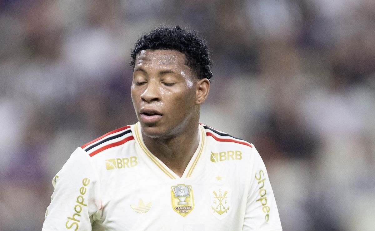 Flamengo bate martelo sobre venda de Gonzalo Plata e define que a saída está totalmente descartada