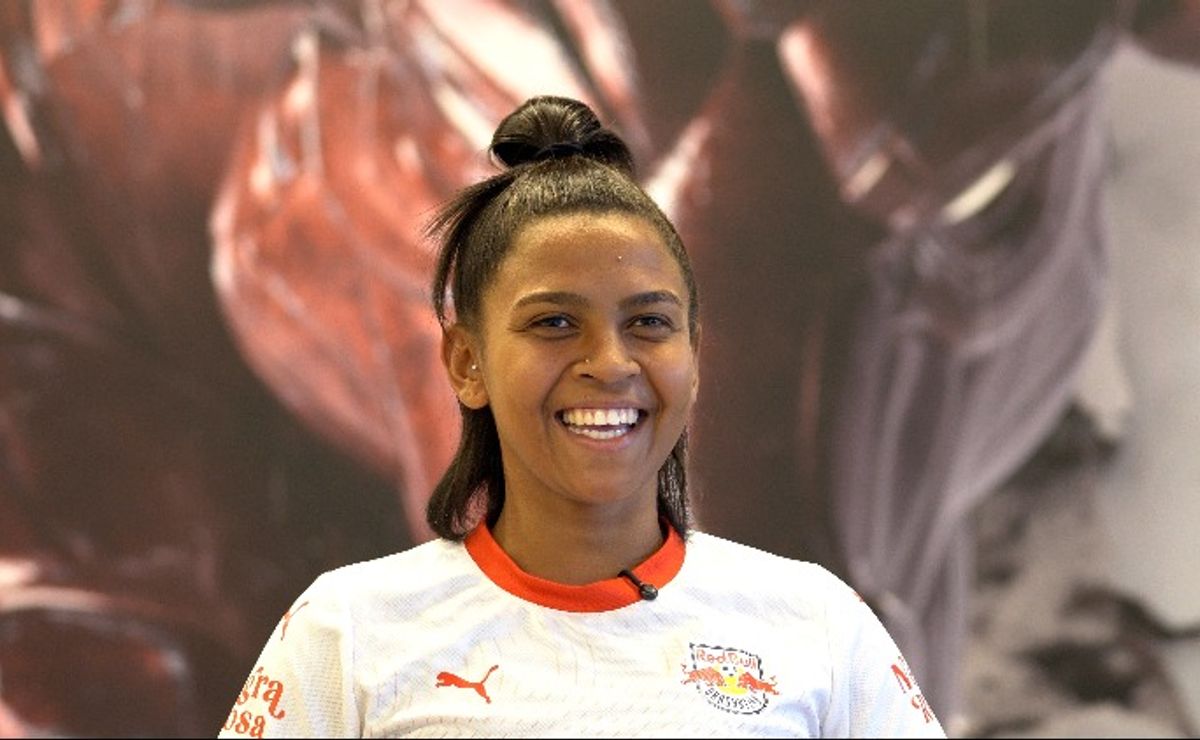 Red Bull Bragantino acerta a contratação da meia Duda Rodrigues, ex-Flamengo, para 2026