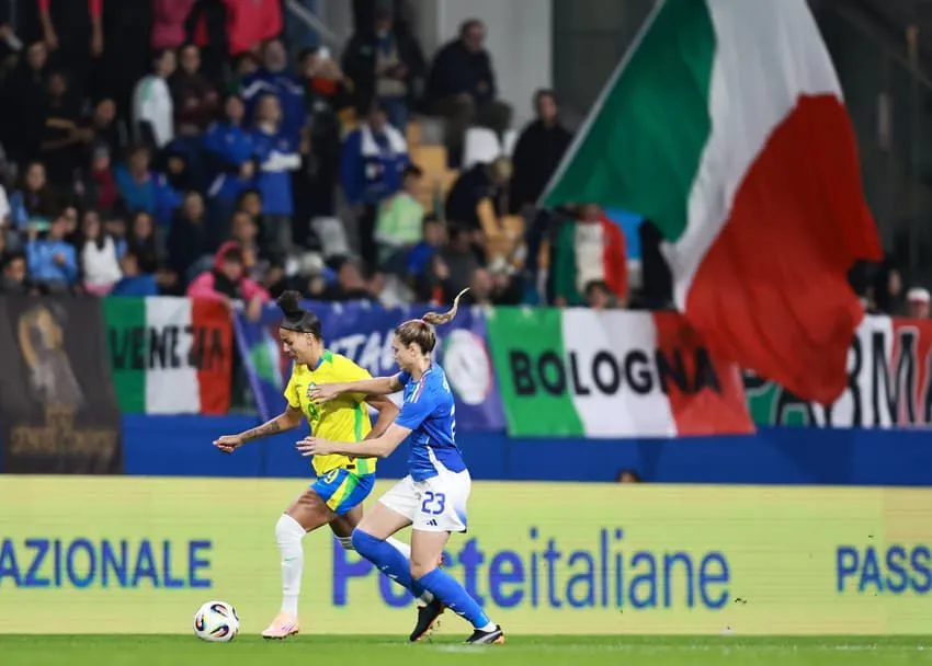 Amanda Gutierres em amistoso contra Itália. Foto: Lívia Villas Boas/CBF