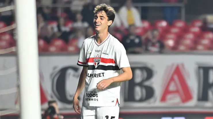 SP - SAO PAULO - 29/09/2025 - BRASILEIRO A 2025, SAO PAULO X CEARA - Rodriguinho jogador do Sao Paulo durante partida contra o Ceara no estadio Morumbi pelo campeonato Brasileiro A 2025. Foto: Jota Erre/AGIF