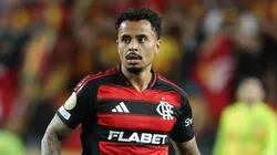 Allan, volante do Flamengo em partida pelo Mundial de Clubes (Foto: Al Bello/Getty Images)