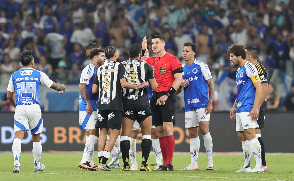 Cruzeiro é informado que arbitragem no clássico com o Atlético-MG será de fora do estado