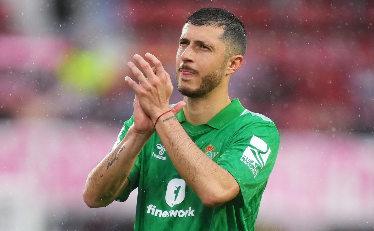 Grêmio continua no aguardo por Guido Rodríguez, mas não descarta um plano B para se reforçar