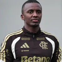 Andrew evita o Botafogo ao falar de acerto com o Flamengo