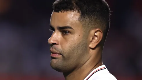 Alisson interessa ao Corinthians. 
