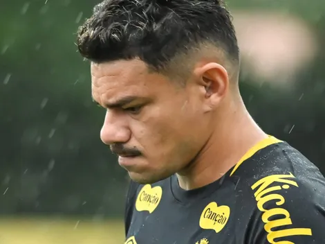 Santos não consegue rescisão amigável com Tiquinho Soares