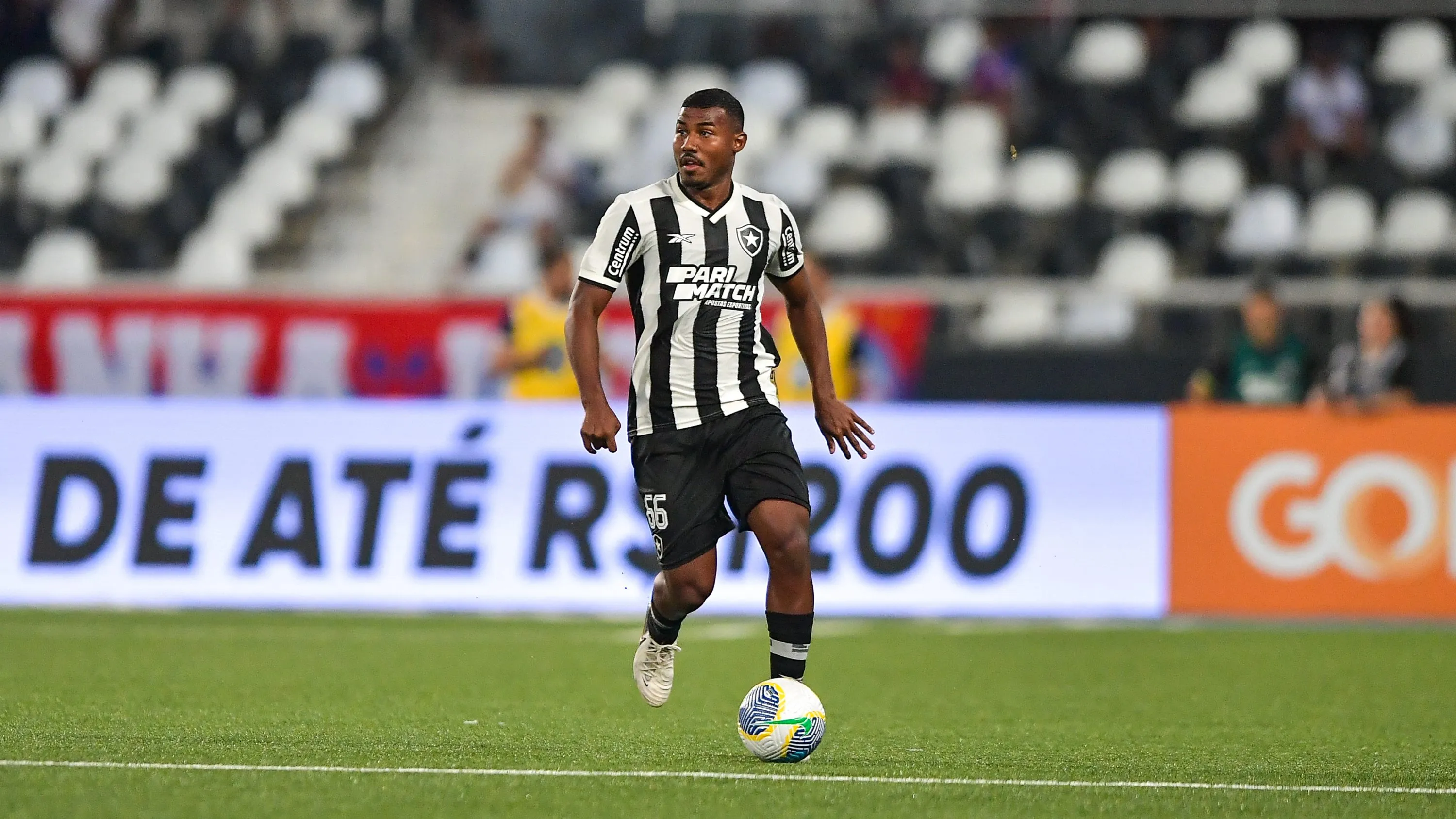 Cuiabano tem muita qualidade técnica - Foto: Thiago Ribeiro/AGIF.