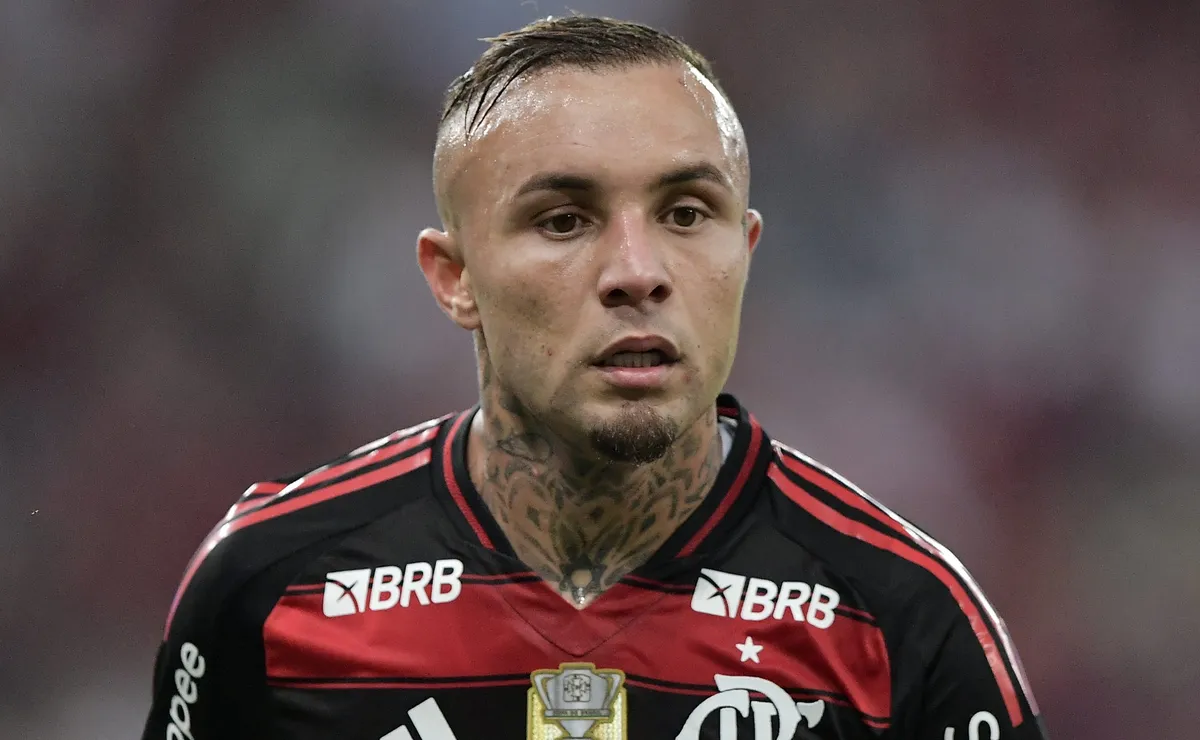 Flamengo descarta saída de Cebolinha e trava investida do Corinthians