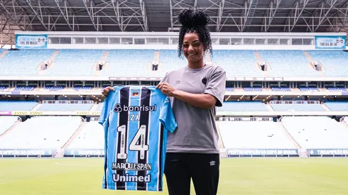 Iza em apresentação no Tricolor – Foto: Will Anacleto/Grêmio
