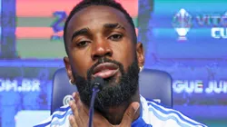 Gerson pode ter estreia adiada mais uma vez.