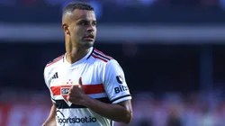 Alisson pode deixar o Tricolor. Foto: Marcello Zambrana/AGIF