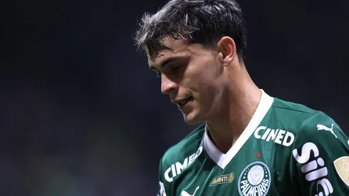 Atacante tem o futuro incerto – Foto: Marcello Zambrana/AGIF.
