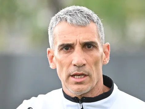 Vojvoda não será demitido no Santos se perder o clássico