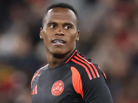 Flamengo agita o mercado e contata staff de Jhon Arias