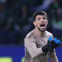 Grêmio rescinde com Volpi, Carballo e Jemerson