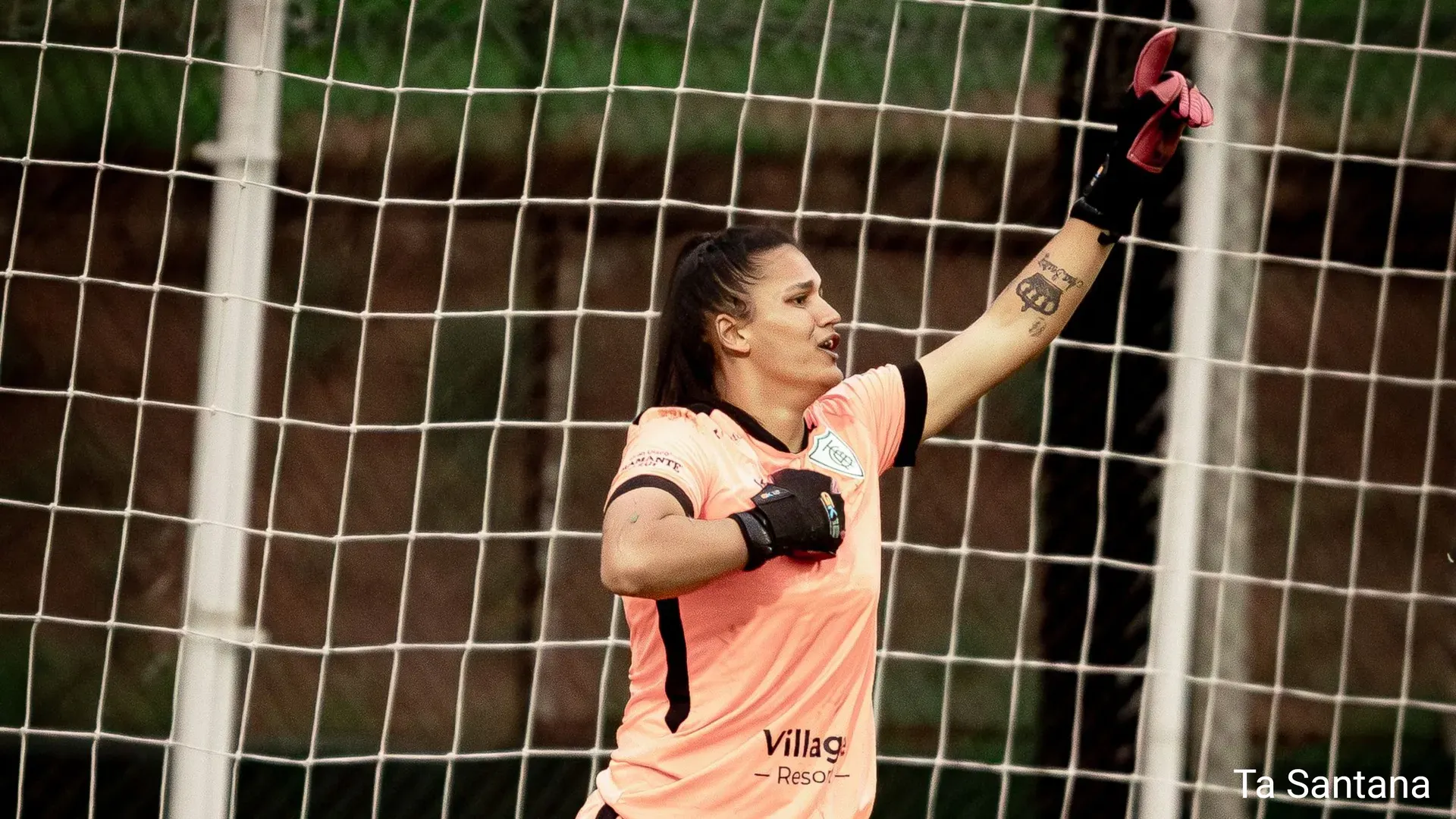 Taluane em semifinal do Mineiro Feminino