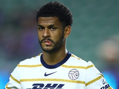 Santos despista interesse em José Caicedo, volante do Pumas