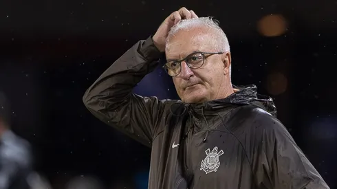 Dorival Júnior técnico do Corinthians. Foto: Joisel Amaral/AGIF
