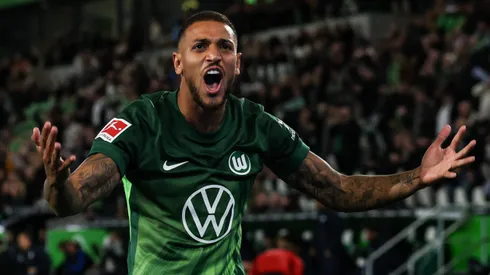 Vini Souza está atualmente sem espaço no Wolfsburg e foi procurado pelo Palmeiras
