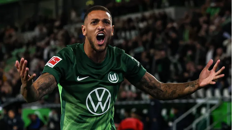 Vini Souza está atualmente sem espaço no Wolfsburg e foi procurado pelo Palmeiras