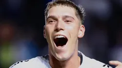 Benjamín Rollheiser marca pelo Santos diante do CRB, na Vila Belmiro Foto: Marcello Zambrana/AGIF