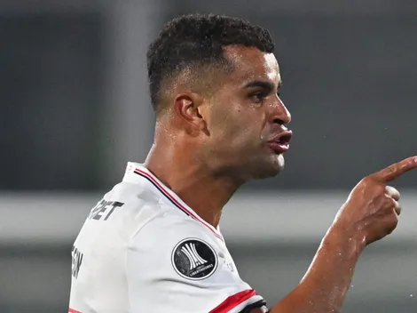 São Paulo define valores por Alisson