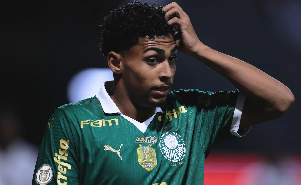 Luighi brilha em 2026 e, após evoluções, ganha nova chance como titular no Palmeiras